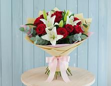 Букет цветов из:  Лилии и Розы в Иваново