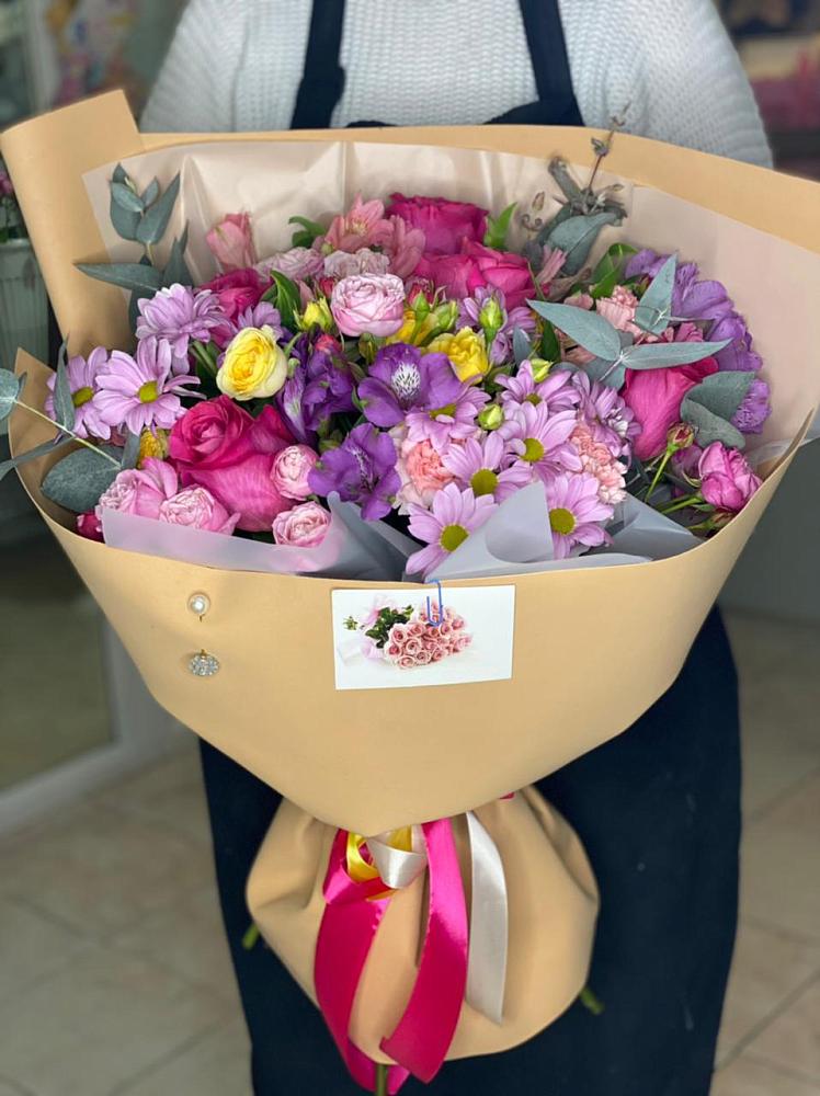 Букет цветов из: Хризантемы, Гвоздики и Альстромерии в Иваново