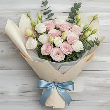 Букет цветов из:  Лизиантусы в Иваново