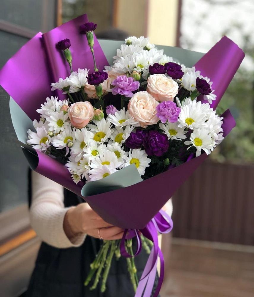 Букет цветов из: Хризантемы, Гвоздики и Розы в Иваново