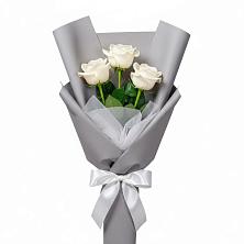 Букет 3 белые розы в Иваново