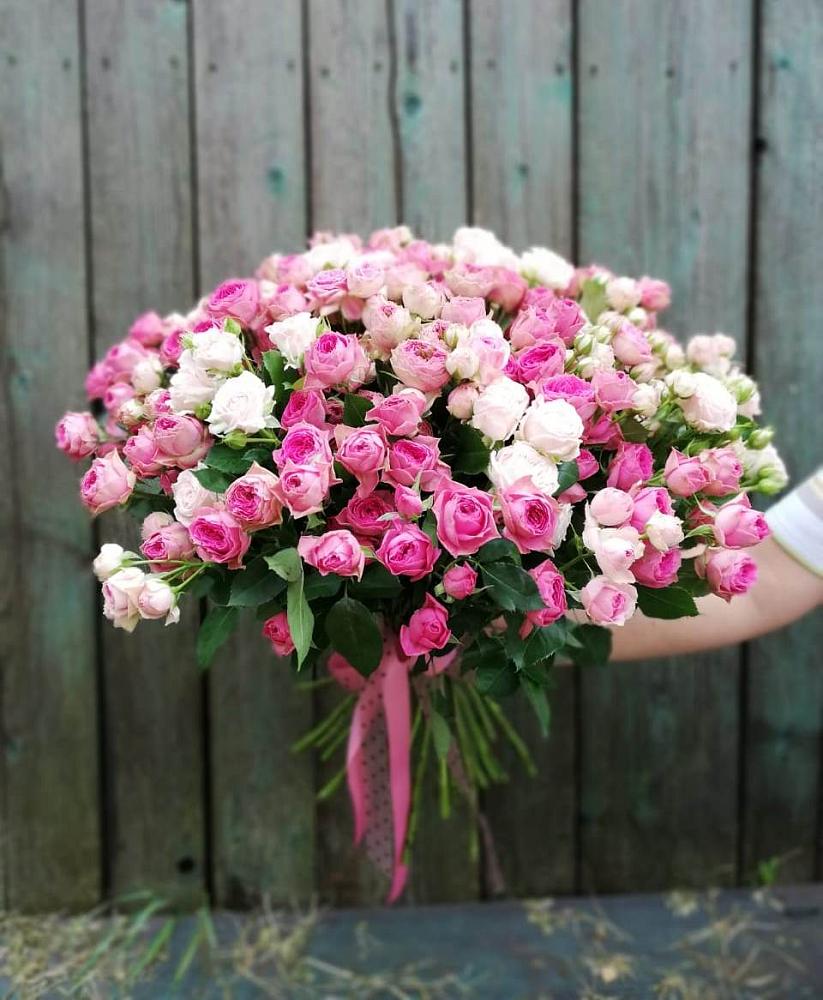 Букет Розовые кустовые розы Натали и Лав Лидия в Иваново