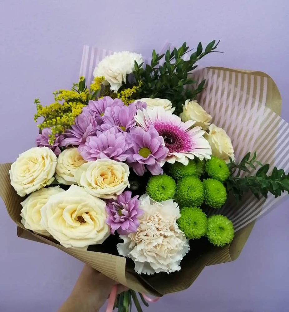 Букет цветов из: Хризантемы, Розы, Гвоздики и Герберы в Иваново